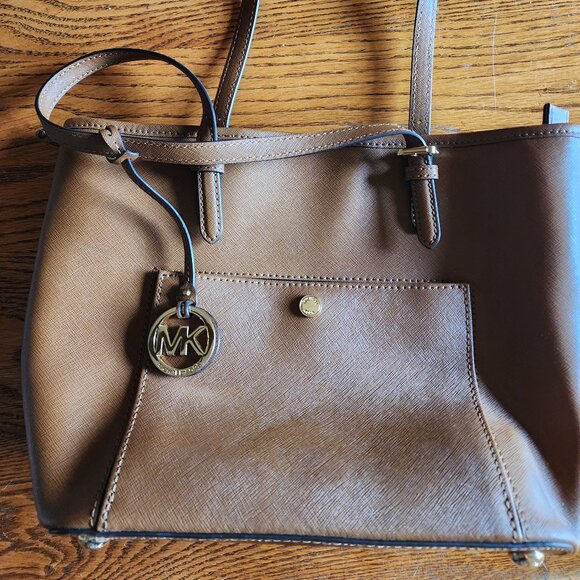 Brown Michael Kors purse with feet - Picture 1 of 3